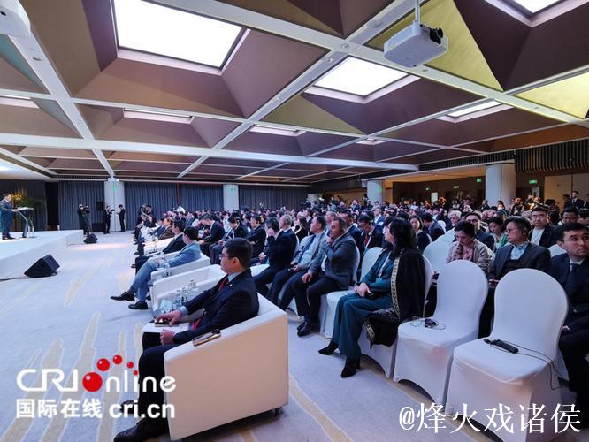 习近平同哈萨克斯坦总统托卡耶夫会谈 习近平同哈萨克斯坦总统托卡耶夫会谈